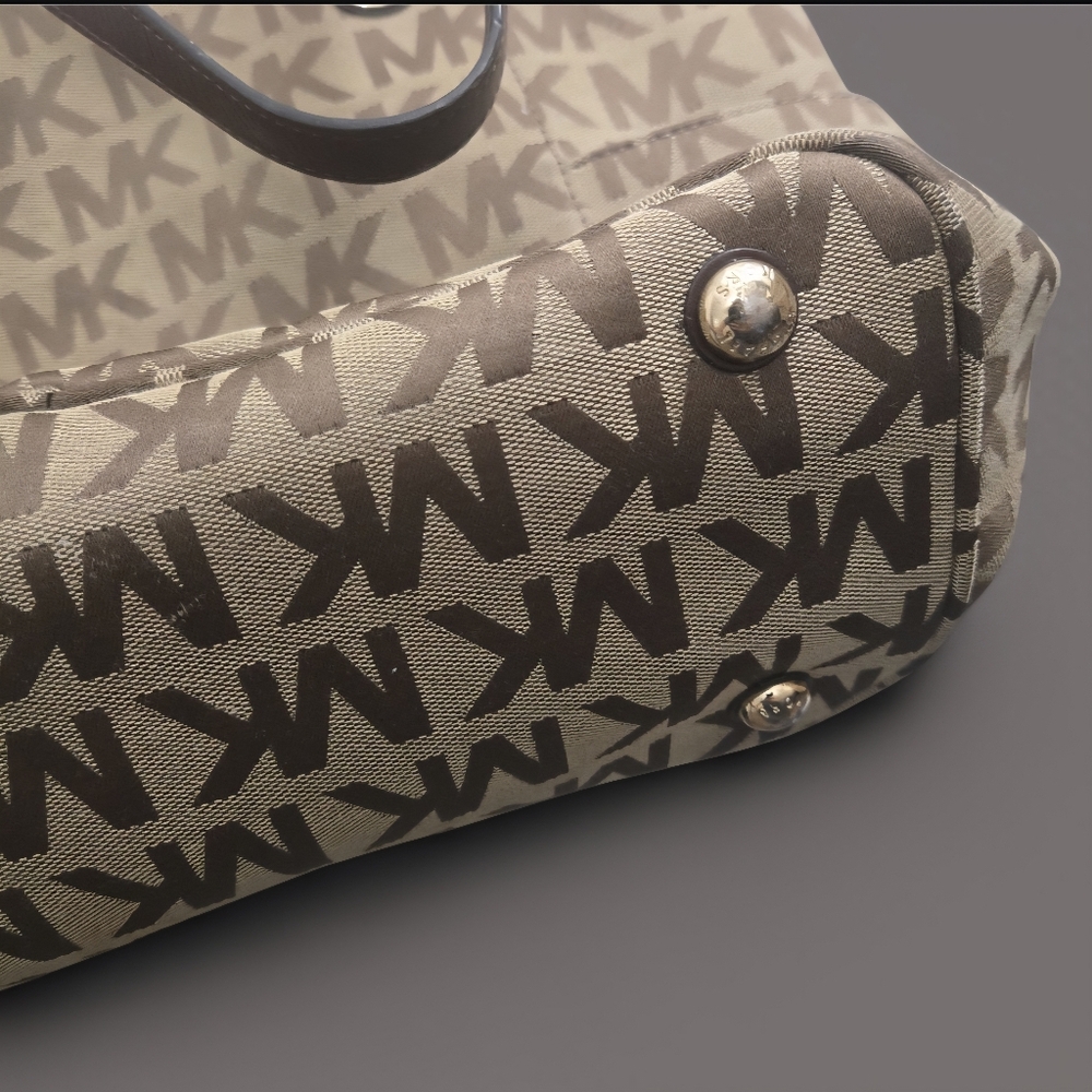 Michael Kors Brown Signature Jet Set Tote Shoulder Bag - Picture 3 of 6